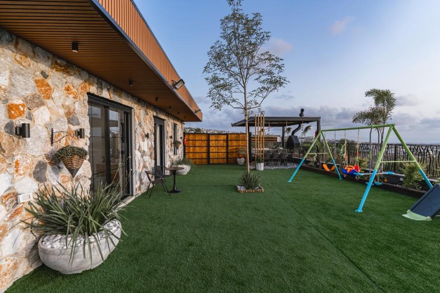 219350 המתחם החיצוני הנוף וחדר האוכל, סוויטות על הפסגה, וילה  בירכא וילות - Vila 4 U