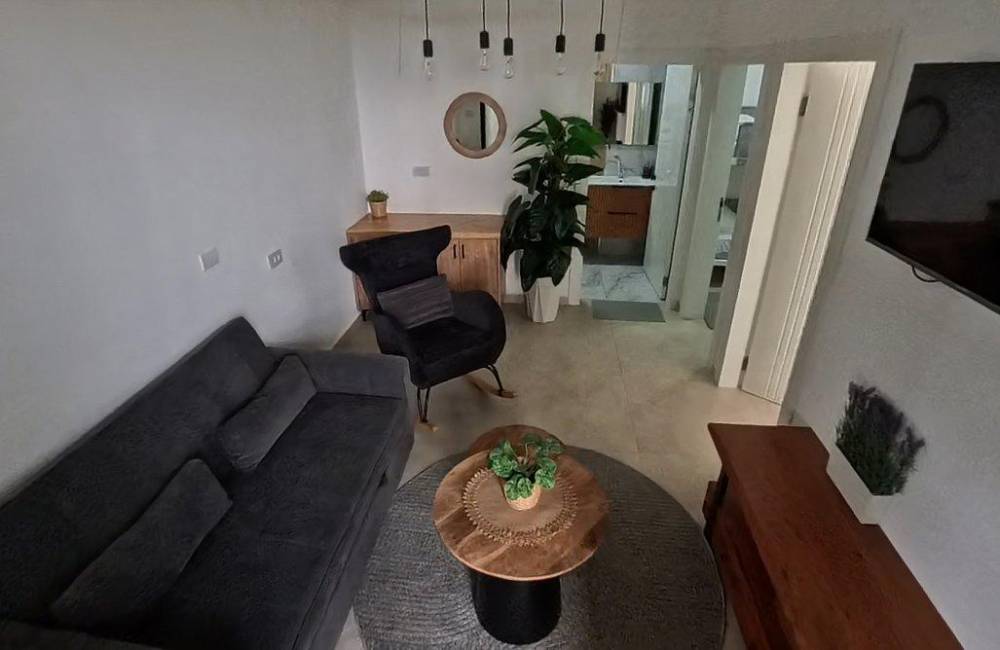 219429 גלריה כללית, סוויטות על הפסגה, וילה  בירכא וילות - Vila 4 U