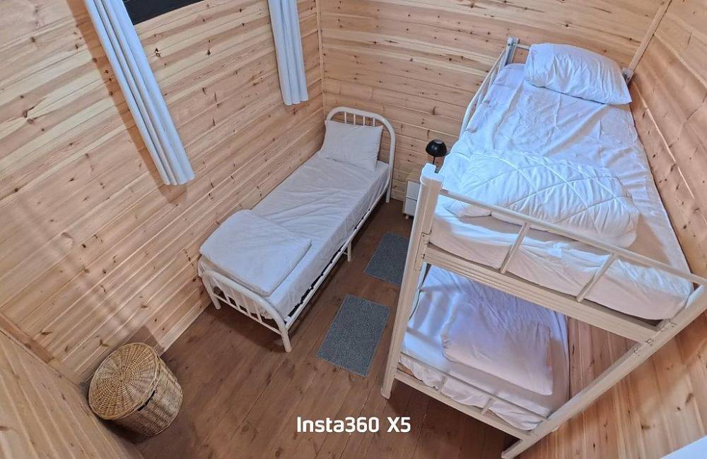 219441 גלריה כללית, סוויטות על הפסגה, וילה  בירכא וילות - Vila 4 U