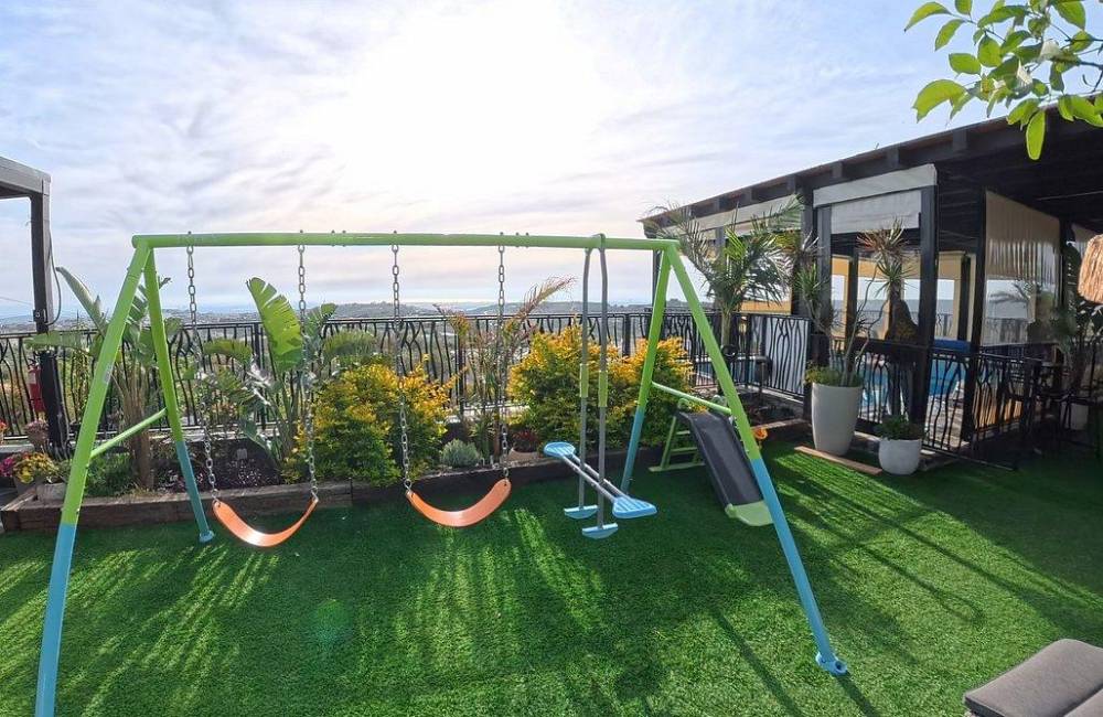 219449 גלריה כללית, סוויטות על הפסגה, וילה  בירכא וילות - Vila 4 U