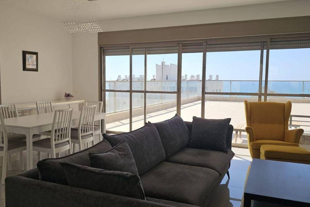 223489 דירה 6 - רוגוזין 37, טורו הום - TORO HOME, וילה  באשדוד וילות - Vila 4 U