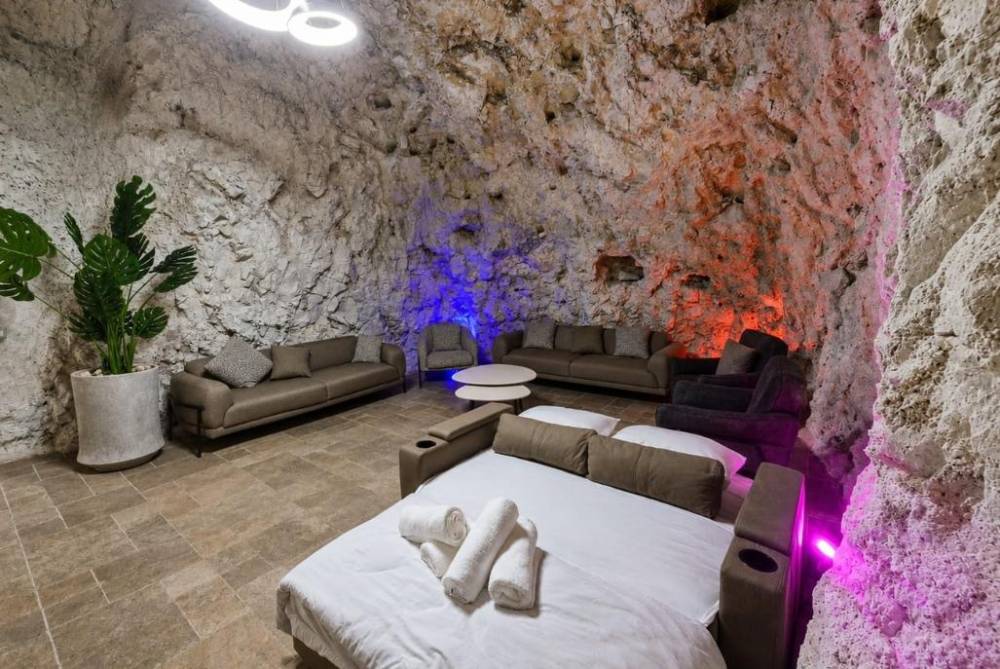 234170 מתחם פנים משותף והסוויטות, וילה שדא וויו ירכא, וילה  בירכא וילות - Vila 4 U