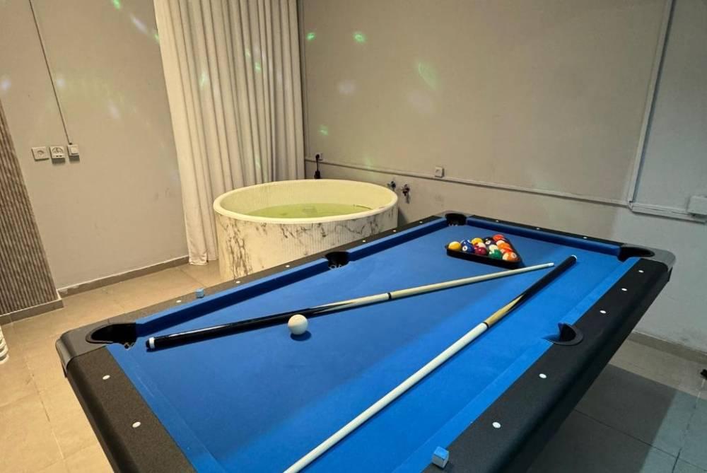 235223 סנוקר וג'קוזי, סוויטת דרים | dream suite TLV, וילה  בתל אביב וילות - Vila 4 U