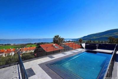 וידאו - וילה בוקסטר