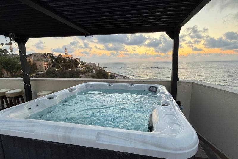 חדש באתר - גורדונס - גג על הים